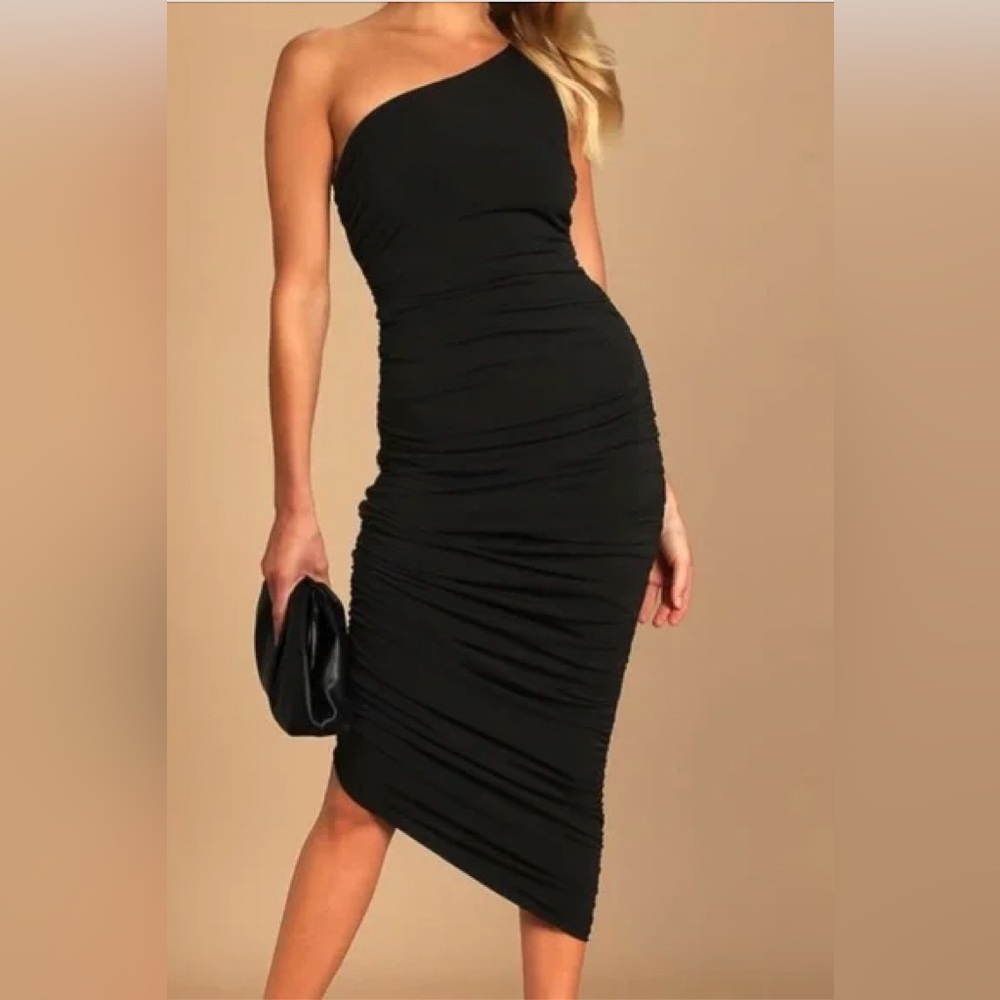 Lulu's One-Shoulder Little Black Dress